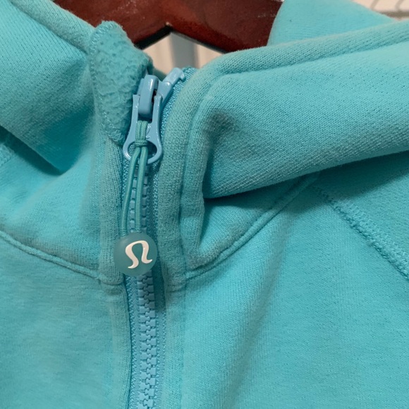 **SOLD** lululemon Scuba Hoodie - Picture 2 of 5